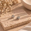 Aretes Elara
